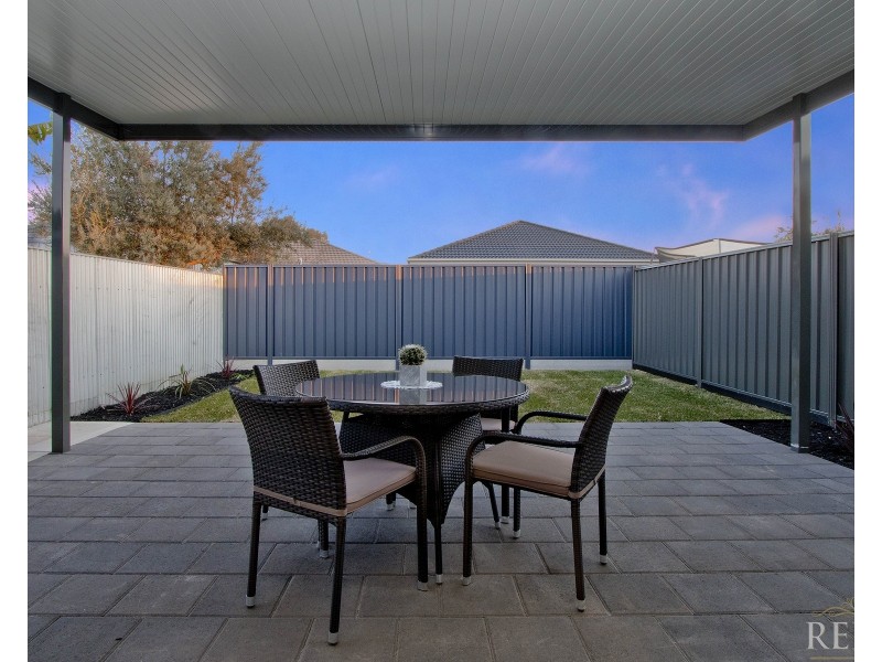 15 Essex Street, Woodville Gardens SA 5012