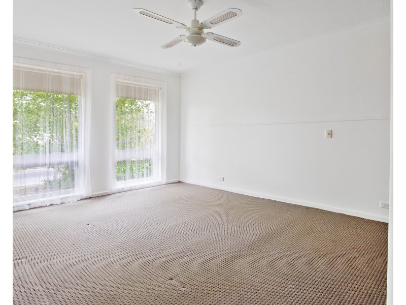 4 Kelly Avenue, O’halloran Hill SA 5158