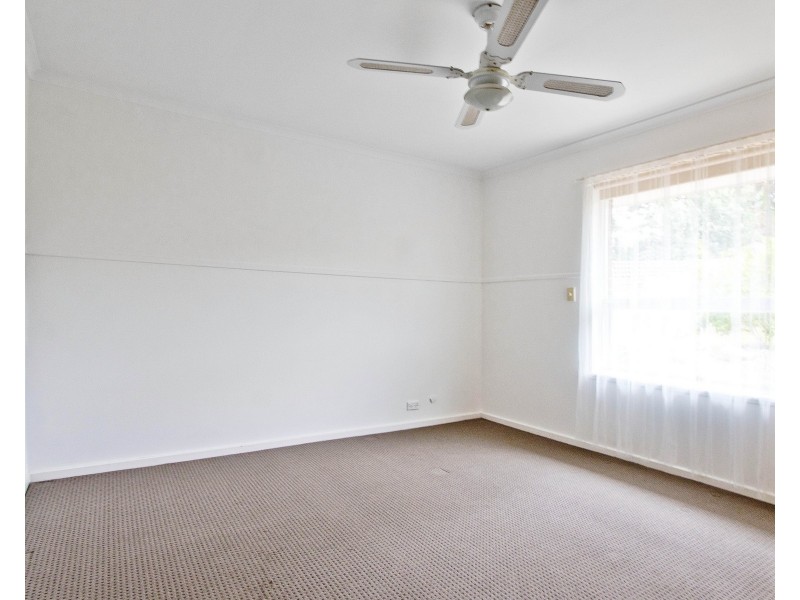 4 Kelly Avenue, O’halloran Hill SA 5158