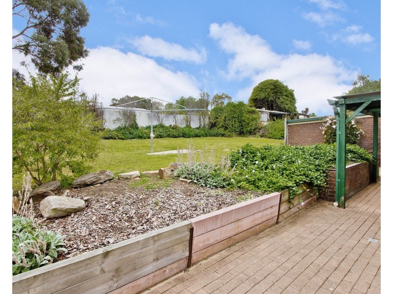 4 Kelly Avenue, O’halloran Hill SA 5158