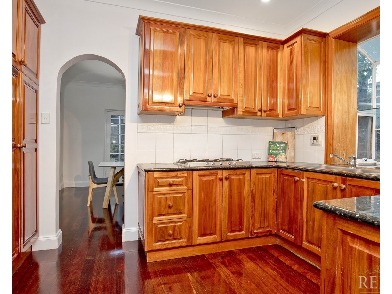 4 Adnunda Place, Beaumont SA 5066