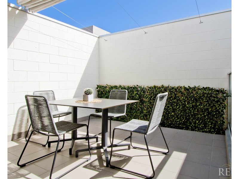 2/172 Wakefield Street, Adelaide SA 5000