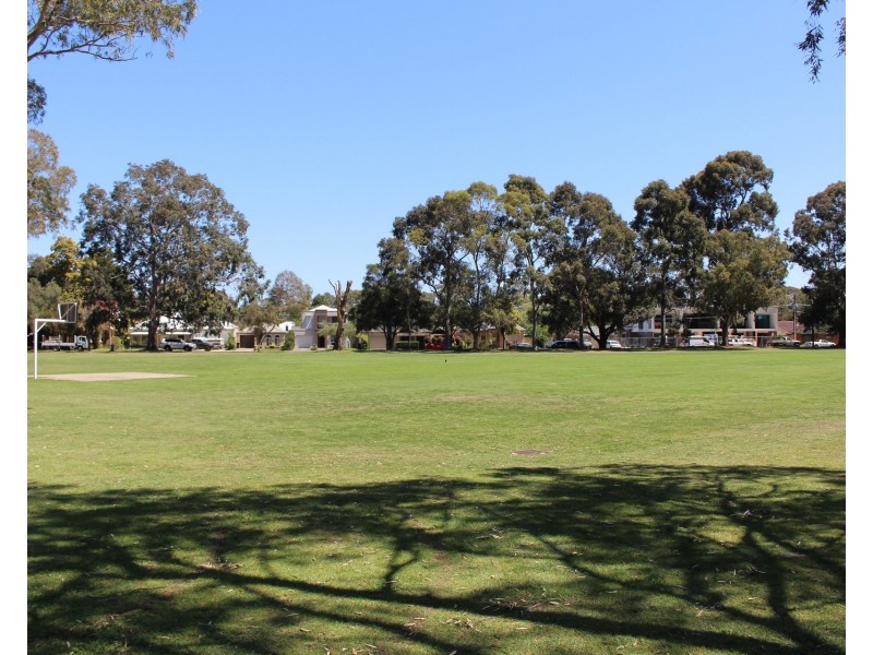 14 Kenwyn Drive, Campbelltown SA 5074