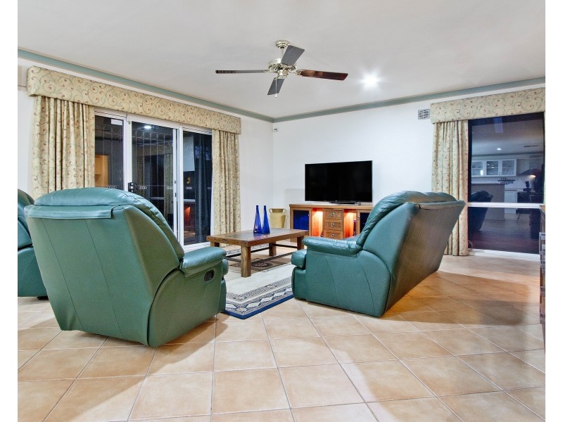 6 Simca Street, Holden Hill SA 5088