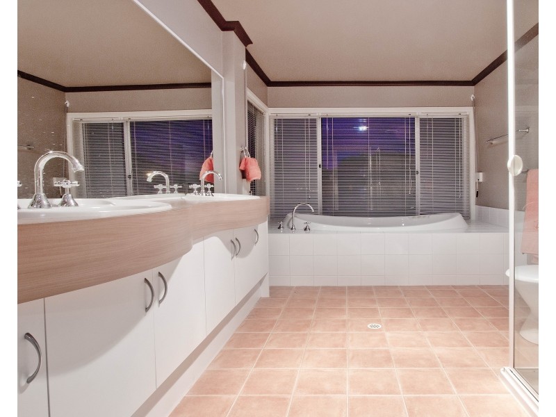 6 Simca Street, Holden Hill SA 5088