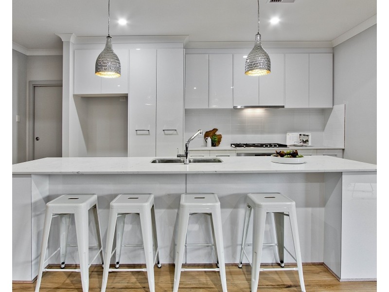 11A Caroona Avenue, Hove SA 5048