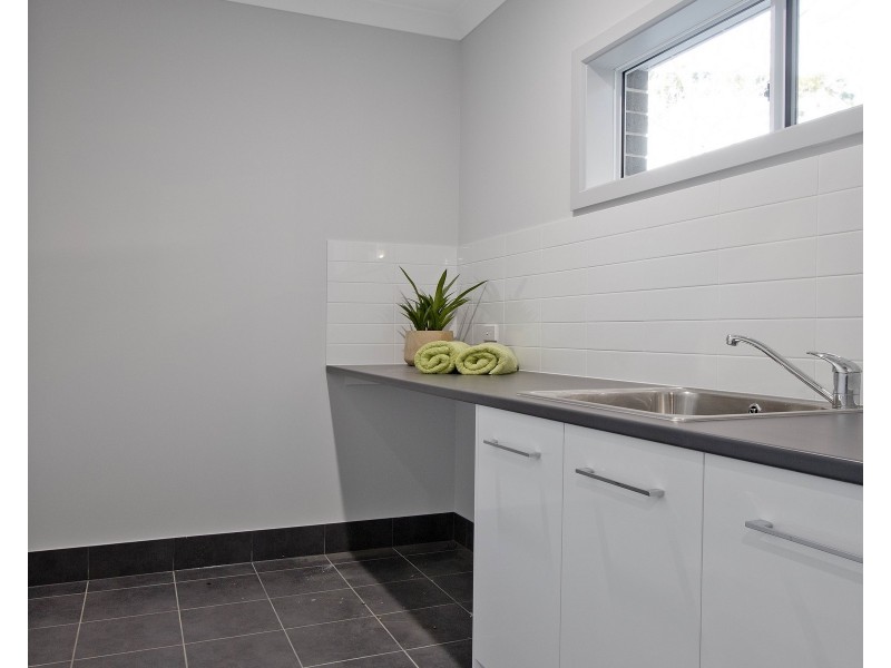 11A Caroona Avenue, Hove SA 5048