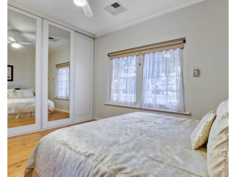 4 Tilley Court, Marion SA 5043