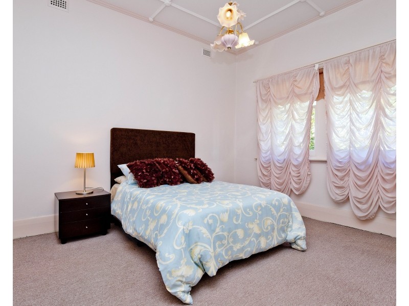 79 Seventh Avenue, St Morris SA 5068