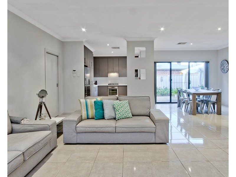 30 Catherine Street, Clapham SA 5062
