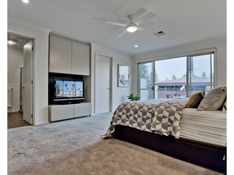 35D Partridge Street, Glenelg SA 5045