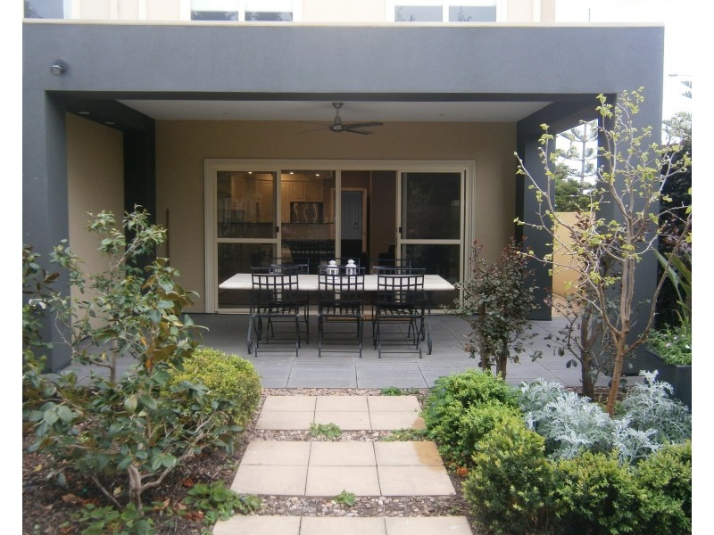 7 Mawson Close, Tennyson SA 5022