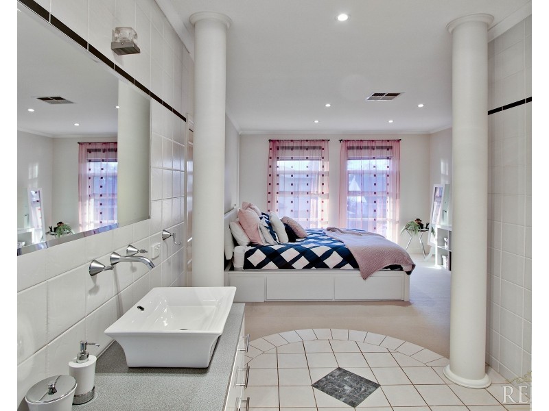 7 Hambour Place, Wattle Park SA 5066