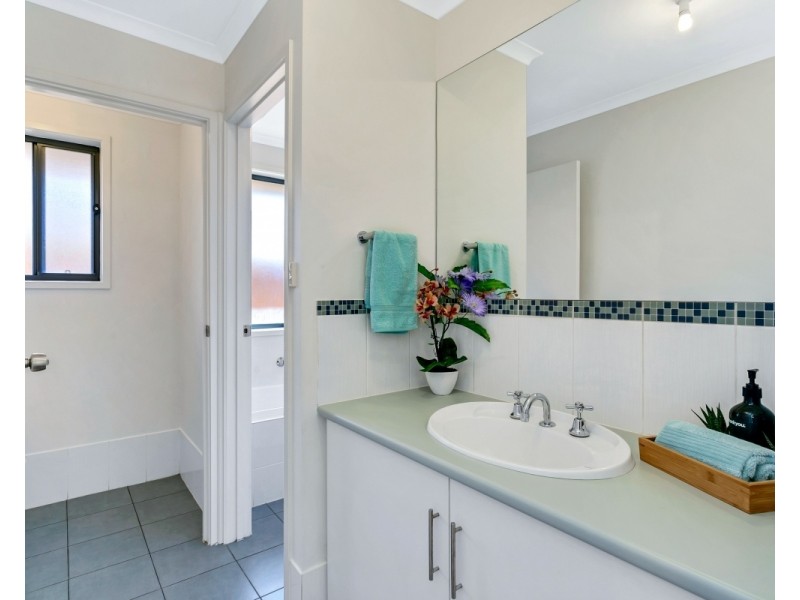 2A Southern Avenue, Mansfield Park SA 5012