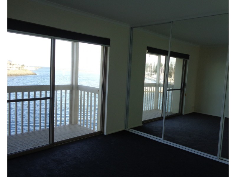 4/23 Falie Drive, North Haven SA 5018