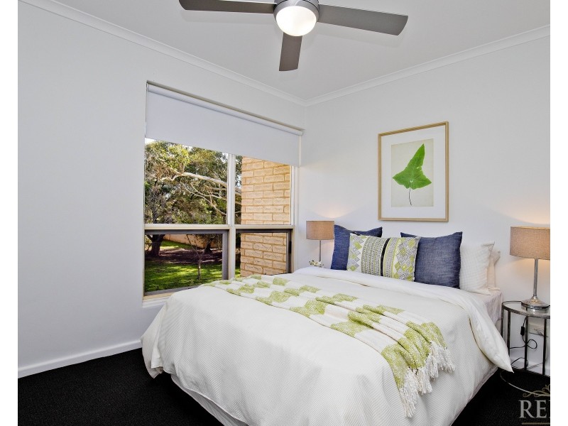 2/5 Mooloola Way, West Lakes Shore SA 5020