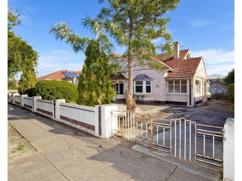 11 Waymouth Avenue, Glandore SA 5037