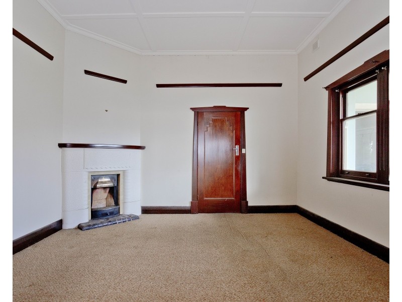 11 Waymouth Avenue, Glandore SA 5037