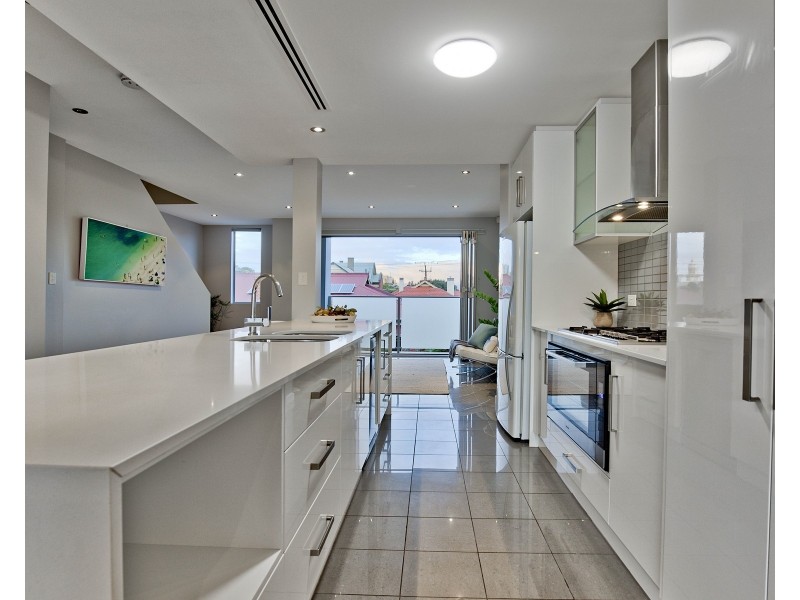 1A Percival Street, Glenelg SA 5045