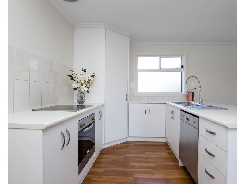 6 Argyle Street, Moana SA 5169