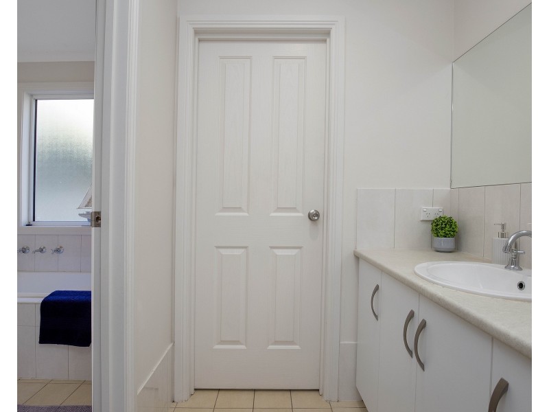 6 Argyle Street, Moana SA 5169