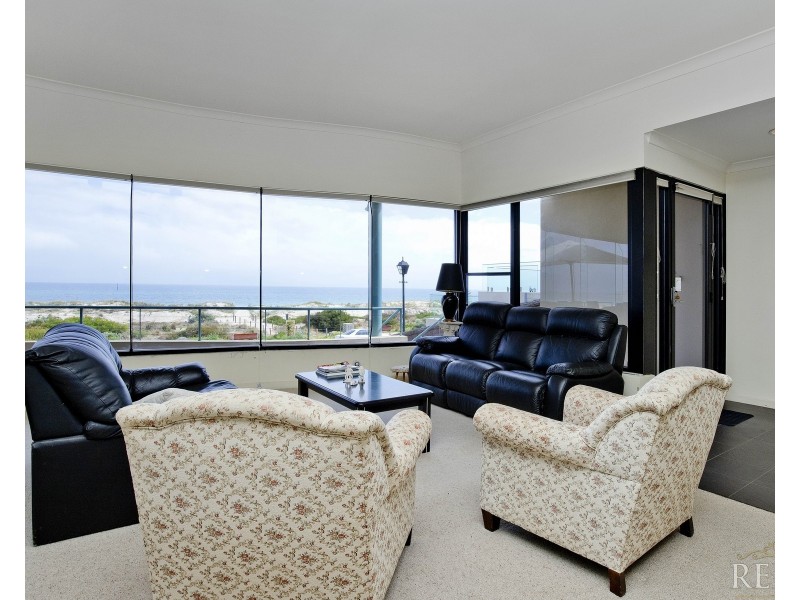 211 Esplanade, Seacliff SA 5049