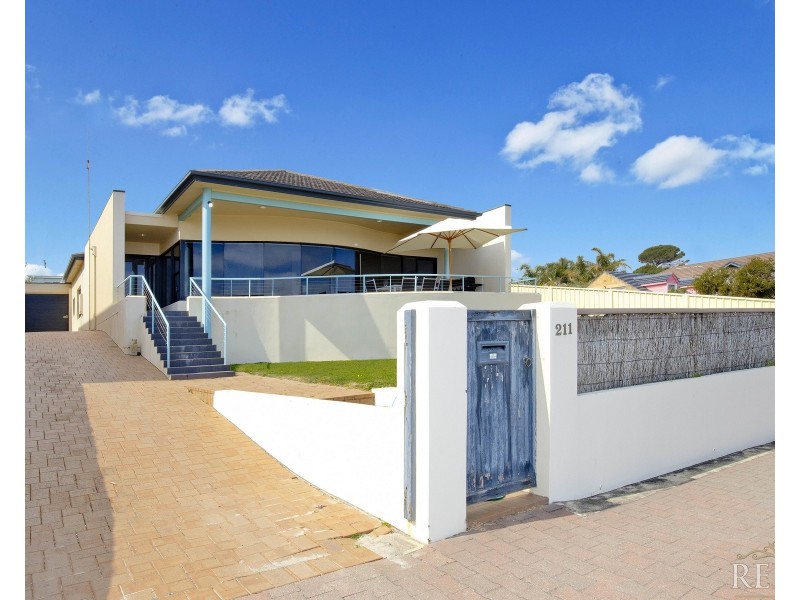 211 Esplanade, Seacliff SA 5049