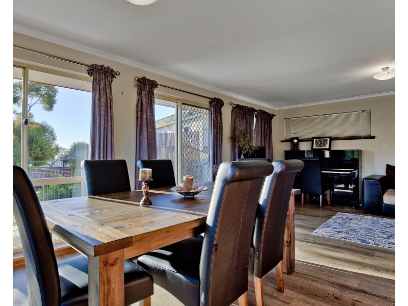 6 Victoria Parade, Darlington SA 5047