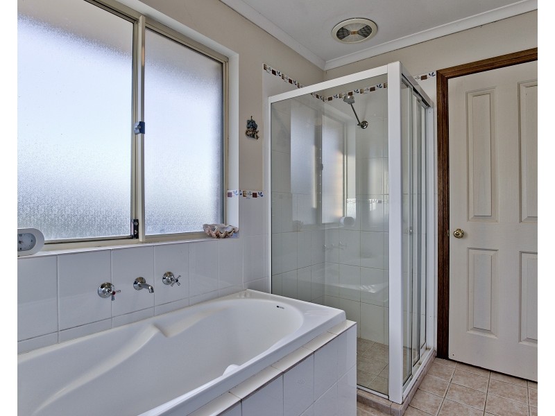 6 Victoria Parade, Darlington SA 5047