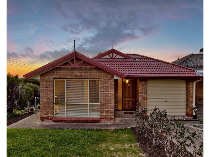 6 Victoria Parade, Darlington SA 5047