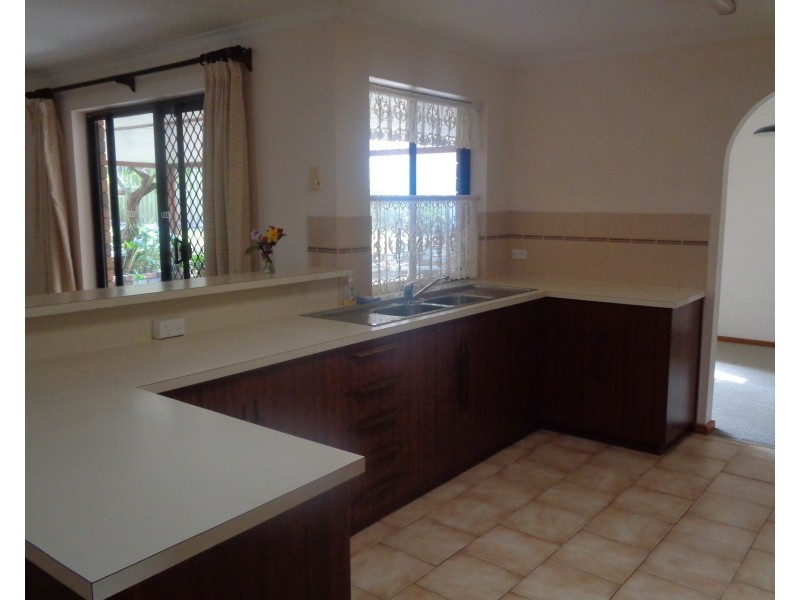 53 Sunnymeade Drive, Aberfoyle Park SA 5159