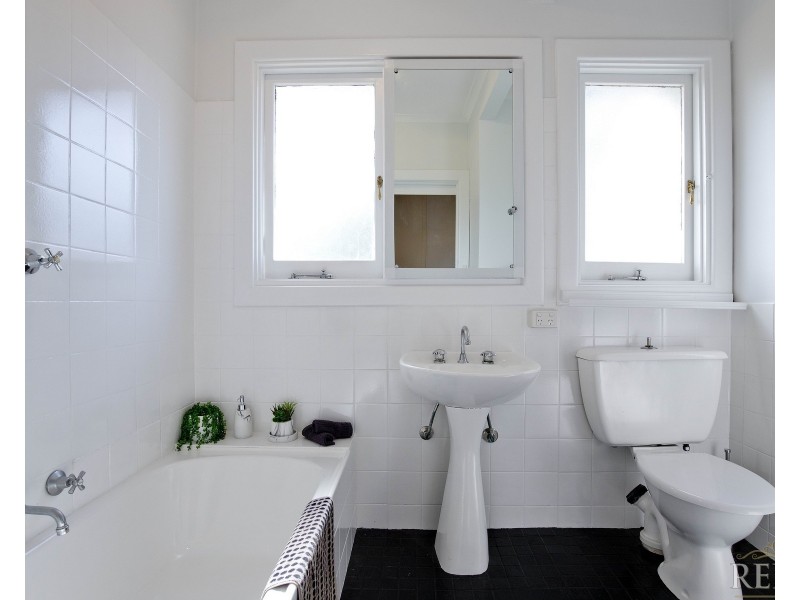 291 Shepherds Hill Road, Eden Hills SA 5050