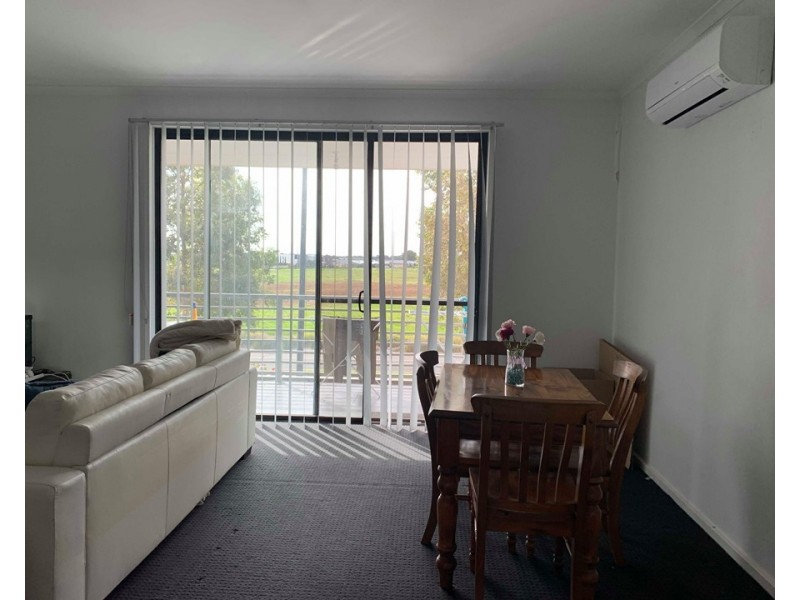 2/230 Newton Boulevard, Munno Para West SA 5115