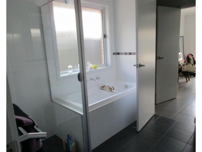 2/3 St Clair Avenue, Para Hills SA 5096