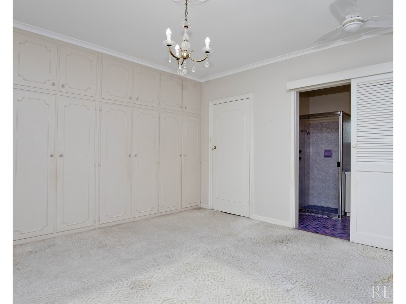 7 Knightsbridge Road, Leabrook SA 5068