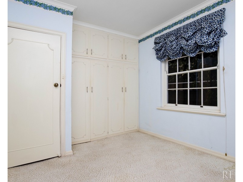 7 Knightsbridge Road, Leabrook SA 5068