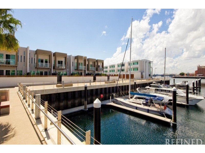 16 Pilla Avenue, New Port SA 5015