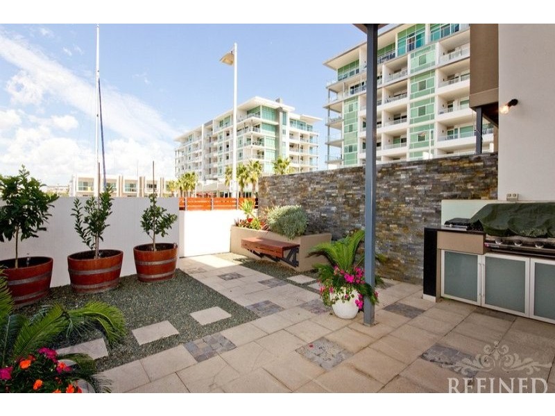 16 Pilla Avenue, New Port SA 5015