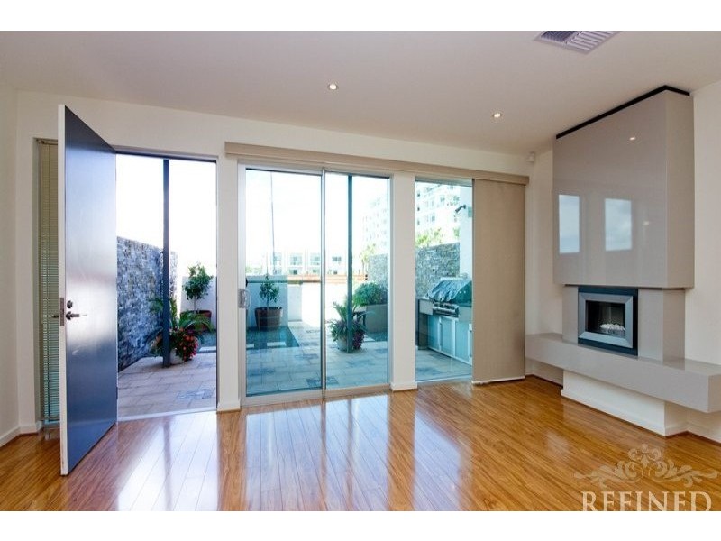 16 Pilla Avenue, New Port SA 5015