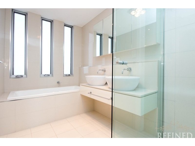 16 Pilla Avenue, New Port SA 5015