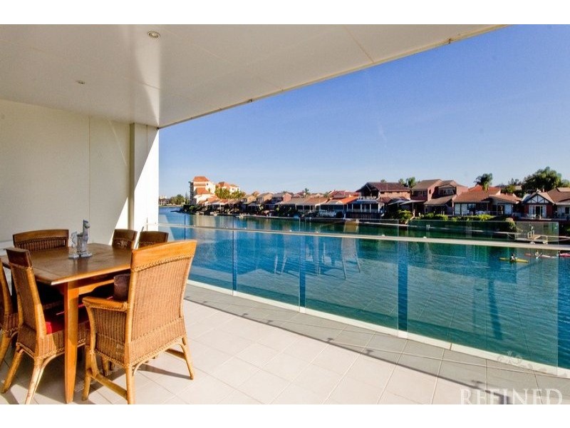 11/155 Brebner Drive, West Lakes SA 5021