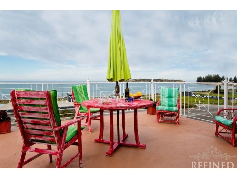 22 Bridge Terrace, Victor Harbor SA 5211