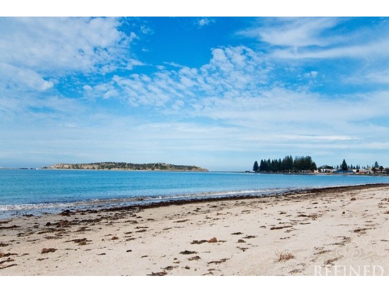 22 Bridge Terrace, Victor Harbor SA 5211
