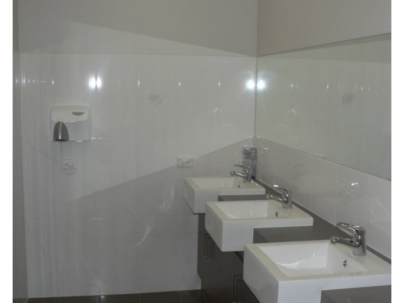 614 South Road, Glandore SA 5037