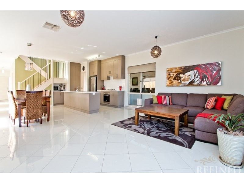 8A Bathurst Avenue, Moana SA 5169