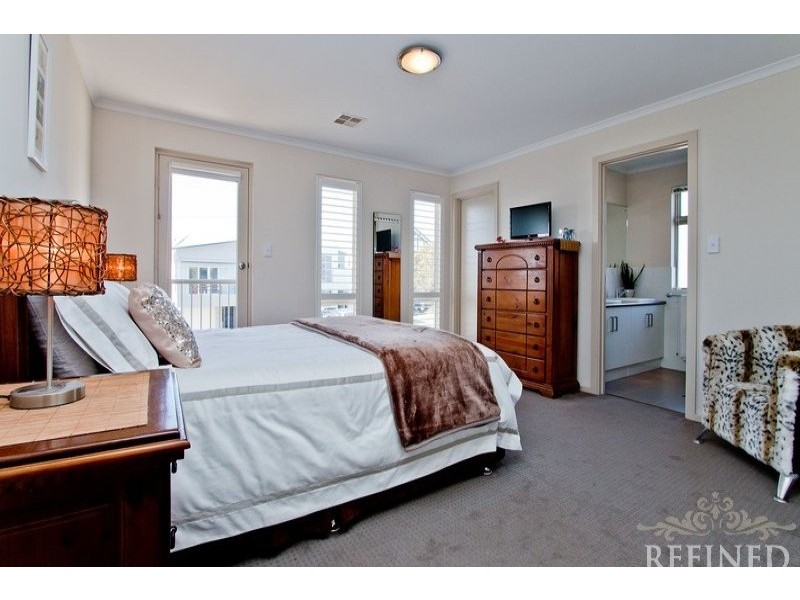 8A Bathurst Avenue, Moana SA 5169