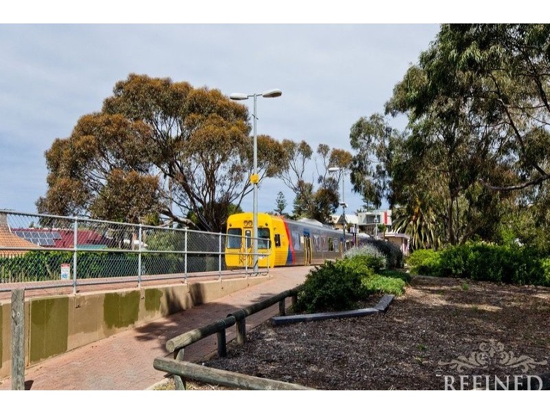 64 Swan Street, Grange SA 5022