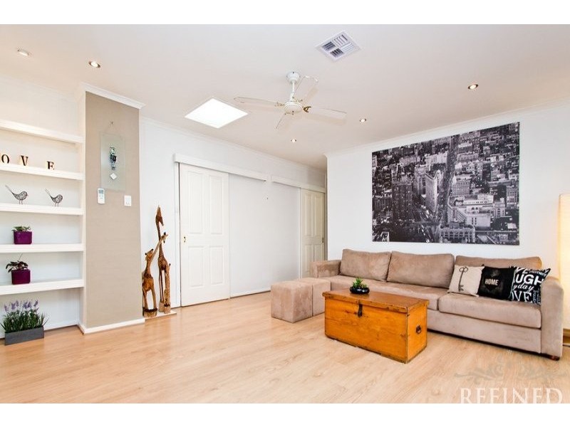 12 Kirrawee Drive, Redwood Park SA 5097