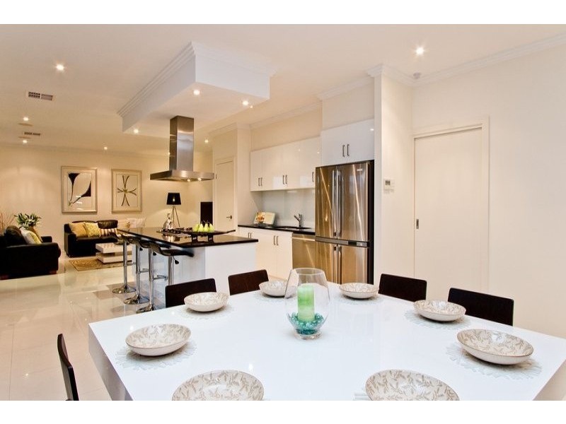 28 Caswell Circuit, Mawson Lakes SA 5095