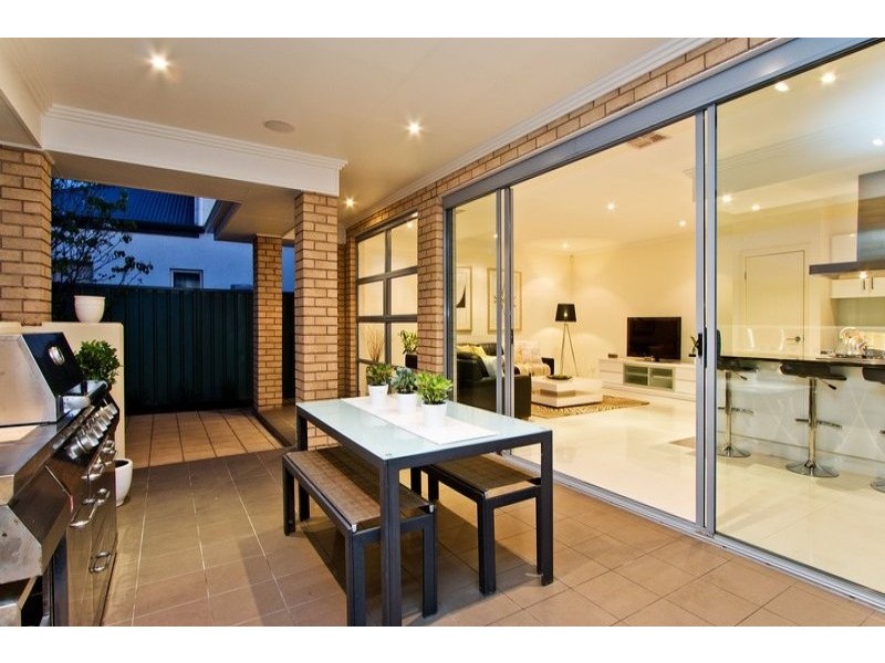 28 Caswell Circuit, Mawson Lakes SA 5095